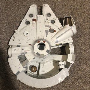 Star Wars Millenium Falcon Hasbro 2004